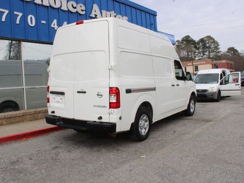 Used 2020 Nissan NV 2500 SV image 4
