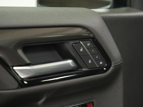 New 2026 GMC Sierra 1500 AT4 w/ AT4 Premium Package AWD/4WD image 27