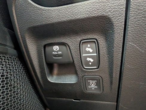 New 2026 RAM 1500 4x4 Crew Cab image 41