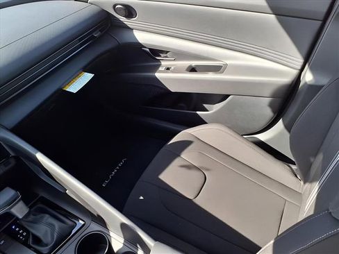 New 2025 Hyundai Elantra Sport image 13