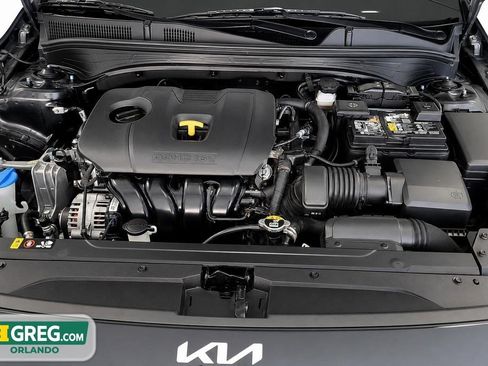 Used 2024 Kia Forte LXS FWD image 17