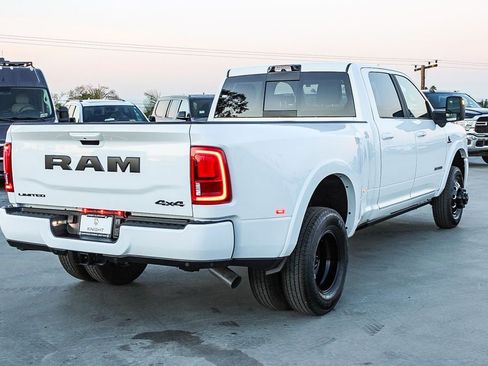 New 2026 RAM 3500 Limited AWD/4WD image 9
