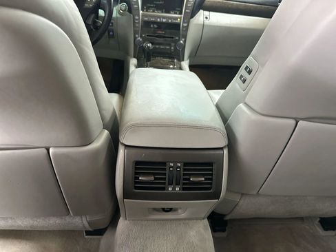 Used 2009 Lexus LS 460 image 23
