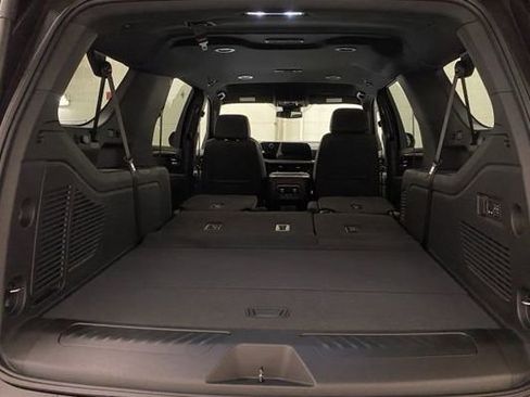New 2026 Chevrolet Suburban LT w/ Comfort Package AWD/4WD image 30