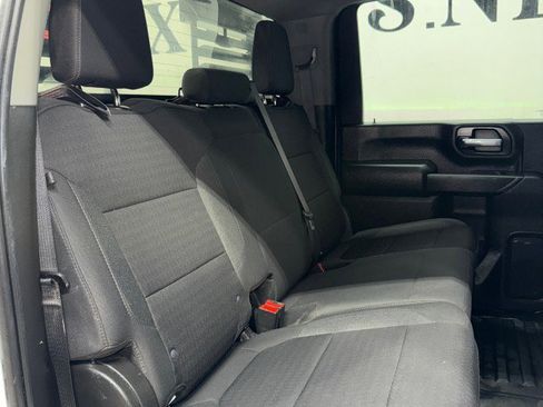 Used 2022 Chevrolet Silverado 2500 LT w/ Convenience Package image 23