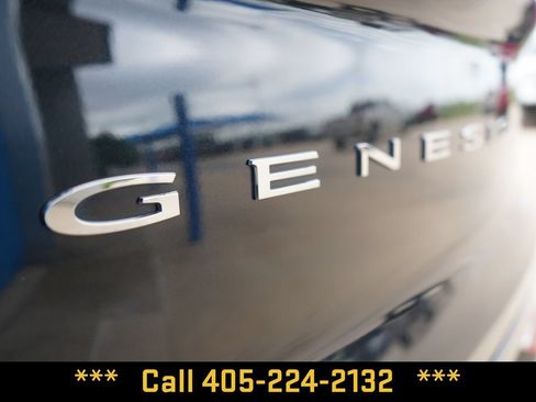 Used 2025 Genesis GV80 2.5T Standard AWD/4WD image 5