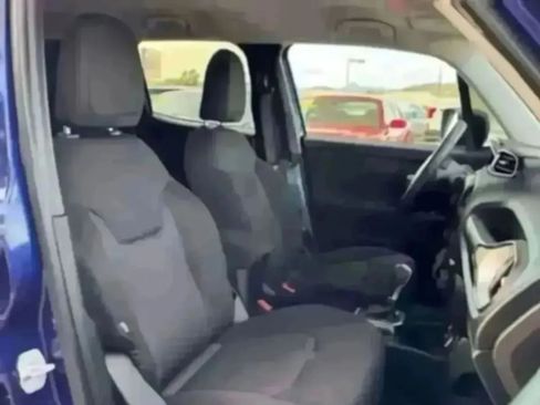 Used 2018 Jeep Renegade Sport w/ Power & Air Group FWD image 29