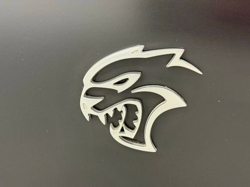 Used 2019 Dodge Challenger SRT Hellcat image 18