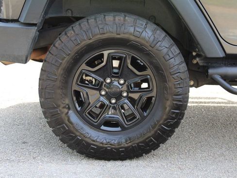 Used 2017 Jeep Wrangler Willys Wheeler image 28