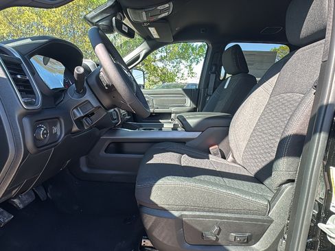 New 2026 RAM 2500 Lone Star AWD/4WD image 9