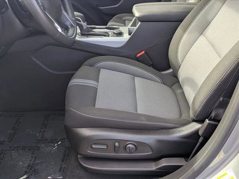New 2026 Chevrolet Blazer LT w/ Convenience Package FWD image 4