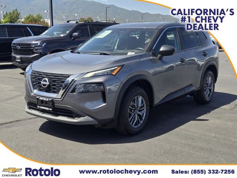 Used 2023 Nissan Rogue S AWD/4WD image 3