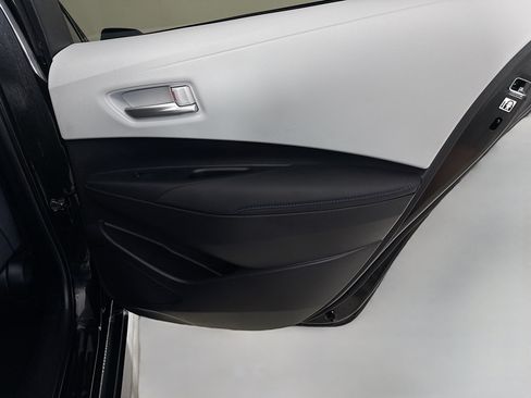 Used 2022 Toyota Corolla SE FWD image 28