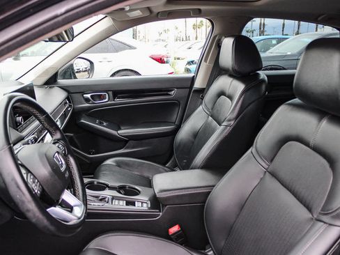 Certified 2024 Honda Civic EX-L image 18