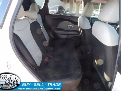 Used 2016 Kia Soul image 16