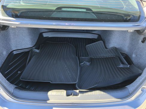 Used 2018 Honda Accord EX-L image 30