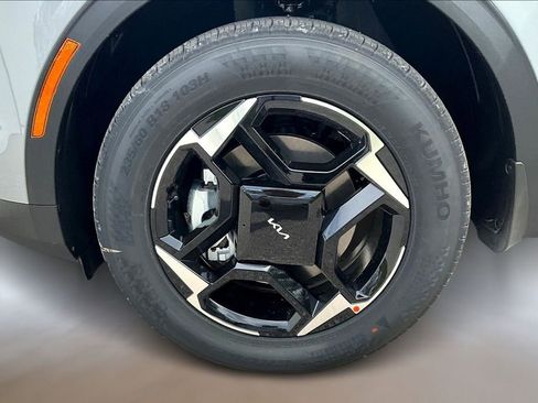 New 2026 Kia Sportage EX AWD/4WD image 13