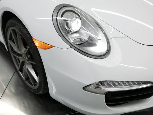 Certified 2016 Porsche 911 Carrera RWD image 12