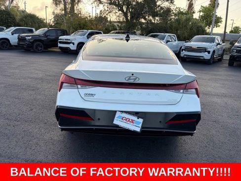 Used 2024 Hyundai Elantra Limited FWD image 5
