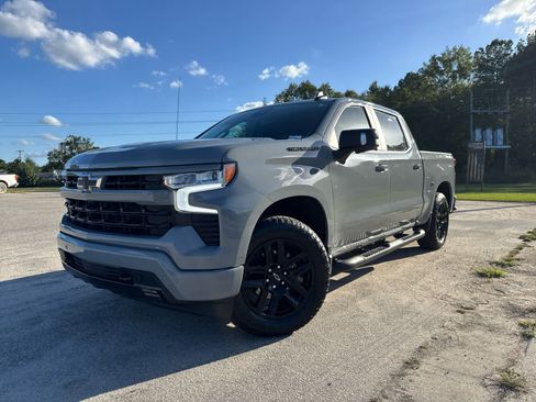 Used 2025 Chevrolet Silverado 1500 RST w/ Convenience Package II image 2
