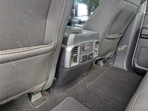 Used 2019 Ford F150 XLT w/ Equipment Group 302A Luxury AWD/4WD image 31