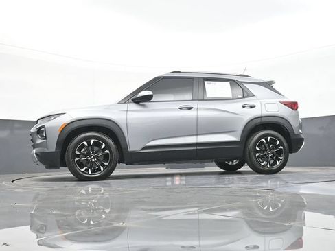 Used 2023 Chevrolet TrailBlazer LT FWD image 55