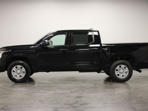 Used 2025 Toyota Tundra SR AWD/4WD image 5