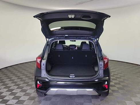 Used 2024 Kia Seltos S image 8