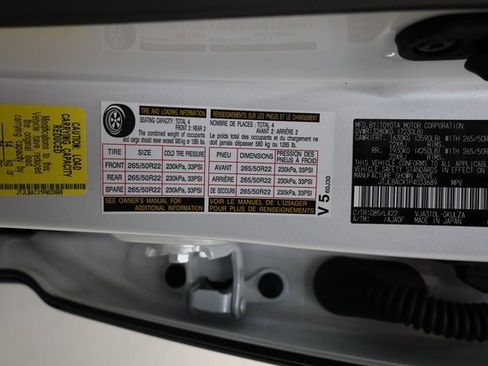 Used 2023 Lexus LX 600 4WD w/ Ultra Luxury Package image 92