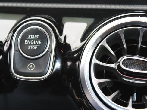 Used 2022 Mercedes-Benz A 220 image 24