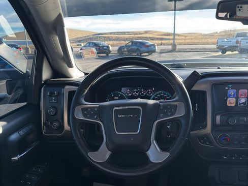 Used 2018 GMC Sierra 3500 Denali image 14