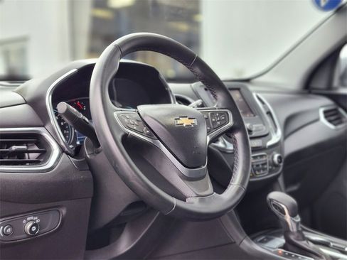 Used 2023 Chevrolet Equinox LT image 17