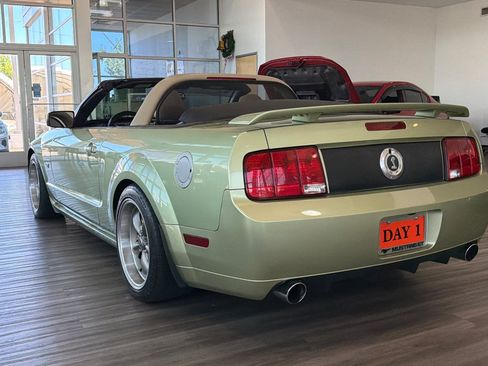 Used 2005 Ford Mustang GT Premium RWD image 7