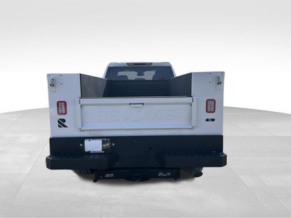 Used 2024 GMC Sierra 2500 Pro w/ Convenience Package