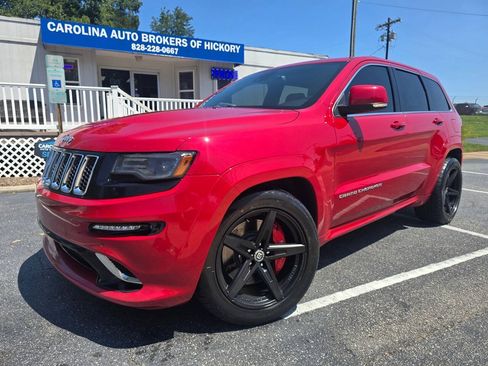 Used 2014 Jeep Grand Cherokee SRT8 w/ Luxury Group II AWD/4WD image 2