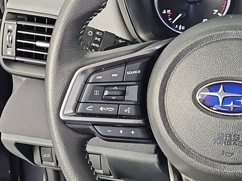 Used 2025 Subaru Outback Premium AWD/4WD image 30
