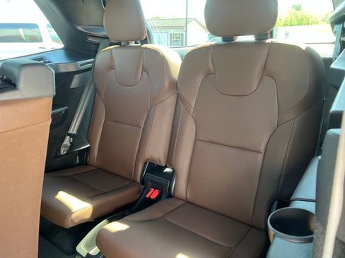 Used 2024 Volvo XC90 B6 Plus AWD/4WD image 22
