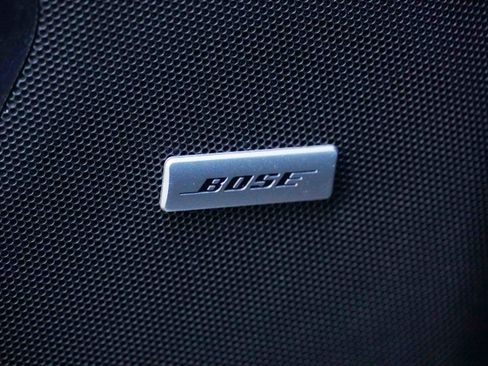 Used 2021 Chevrolet Suburban Premier w/ Premium Package image 16