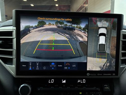 Used 2023 Toyota Tundra Limited AWD/4WD image 43