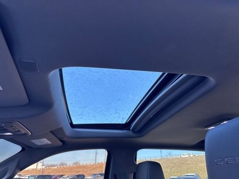 Used 2020 GMC Sierra 3500 Denali w/ Denali Ultimate Package image 21