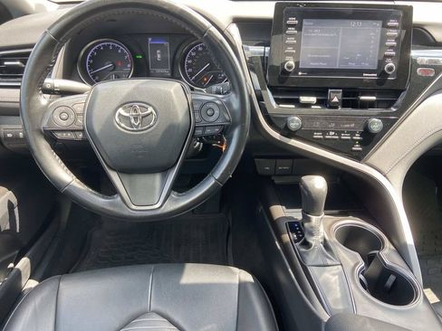Used 2021 Toyota Camry SE FWD image 15