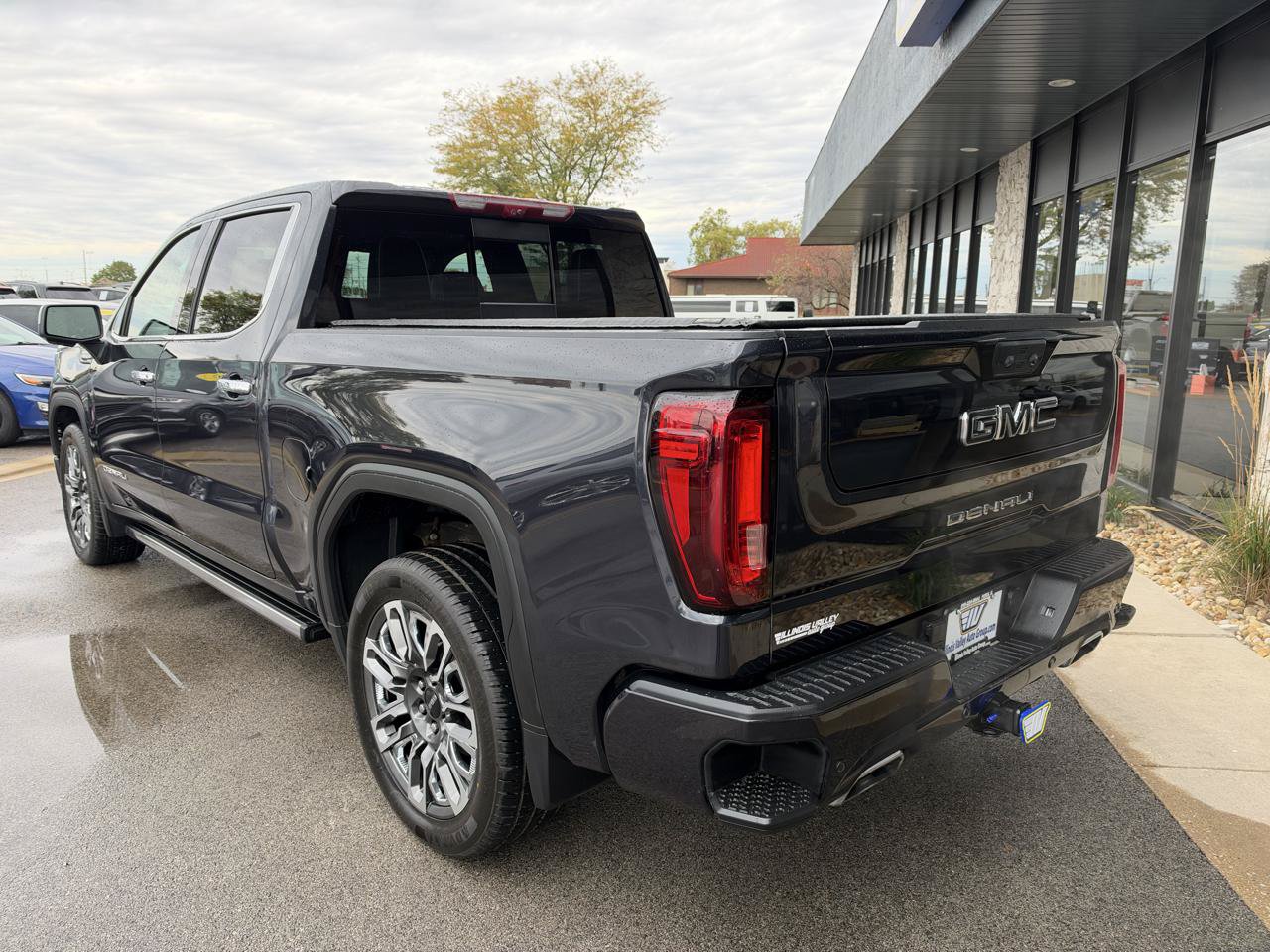 Used 2024 GMC Sierra 1500 Denali Ultimate AWD/4WD image 5