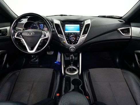 Used 2016 Hyundai Veloster w/ Option Group 02 image 22