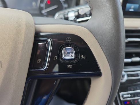 Used 2022 Lincoln Corsair AWD w/ Equipment Group 101A image 22