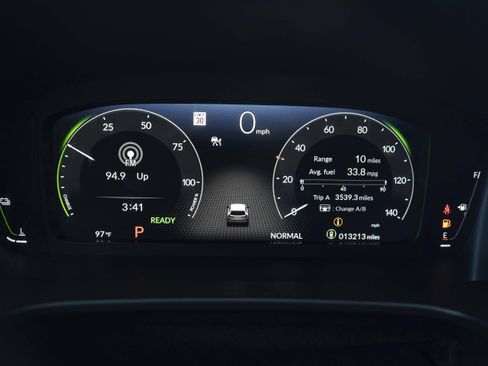 Used 2026 Honda CR-V Sport Touring image 22