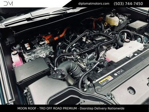 Used 2025 Toyota 4Runner TRD Off-Road Premium AWD/4WD image 48