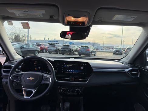 Used 2024 Chevrolet TrailBlazer LT w/ Convenience Package image 29