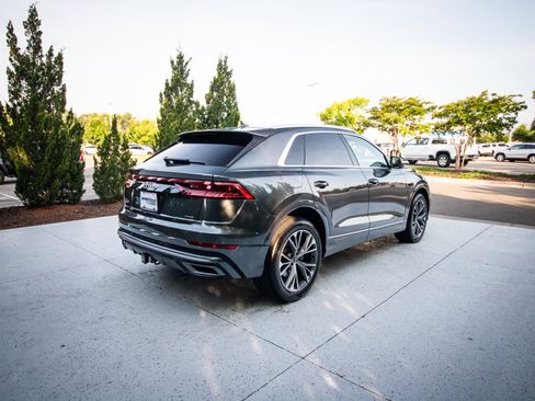 Used 2021 Audi Q8 Premium Plus AWD/4WD image 10