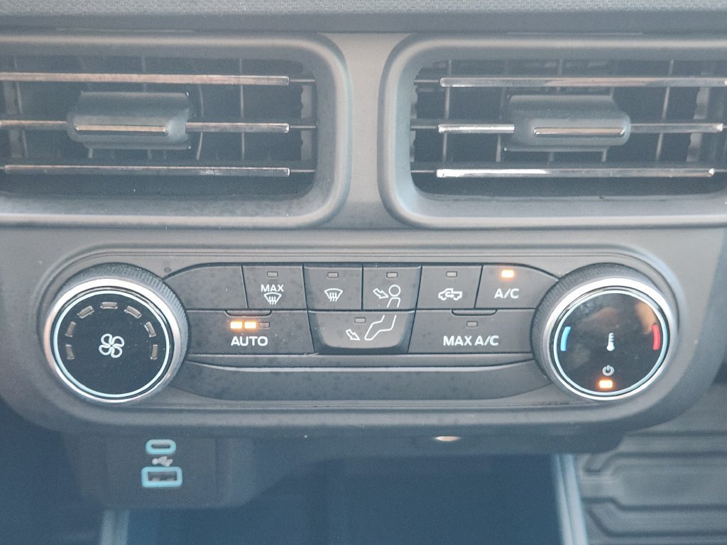 Used 2023 Ford Maverick XL FWD image 26