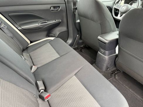 Used 2020 Nissan Versa SV image 21